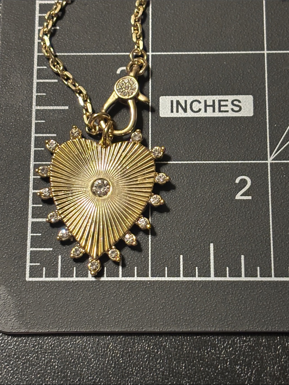 Stella & Dot Stevie Heart Necklace Gold Heart Sunburst Pendant Necklace - Picture 7 of 10